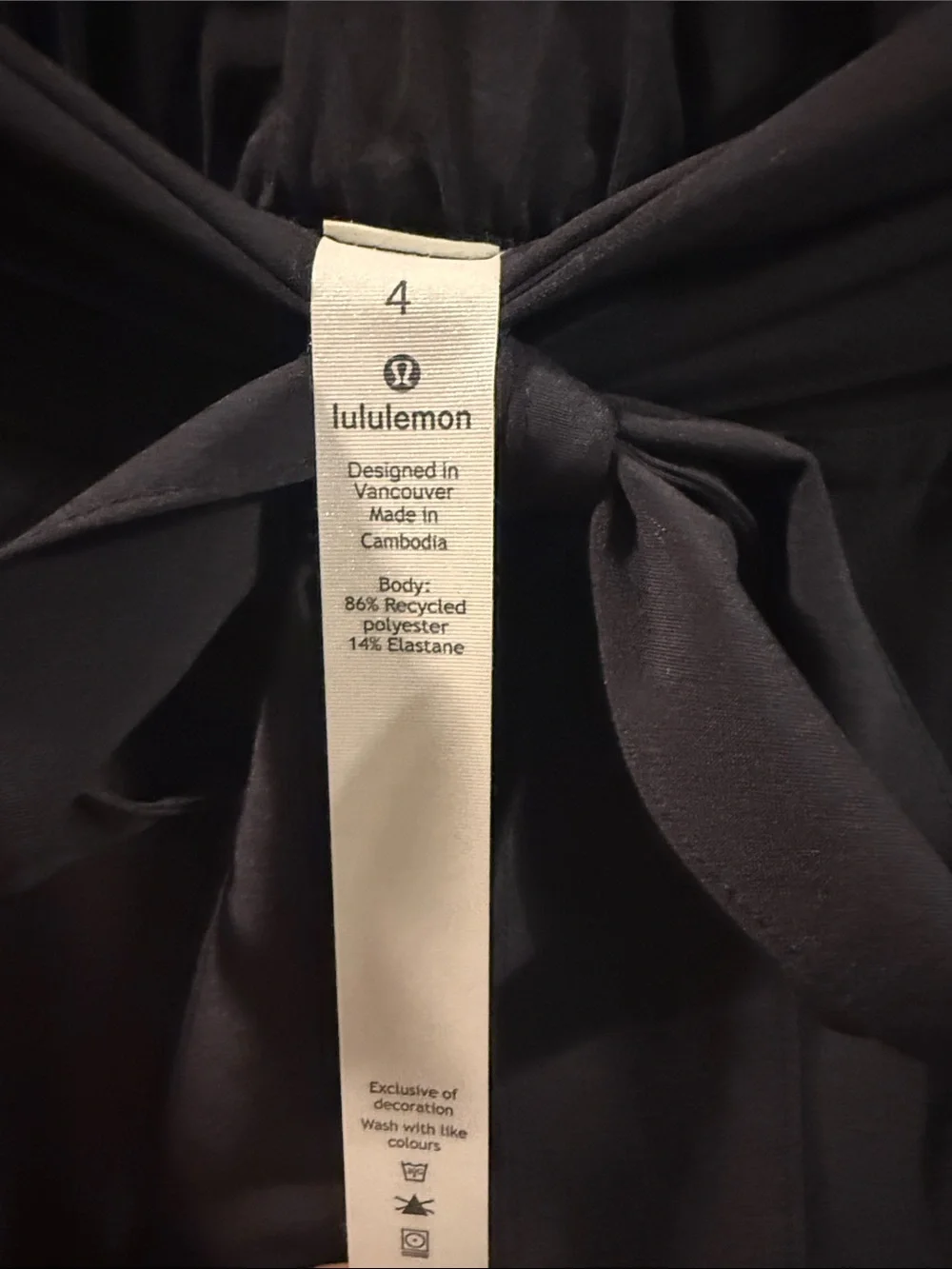 Lululemon Swift Mid-Rise Wide-Leg Pants Women’s 4 Black Tie Waist